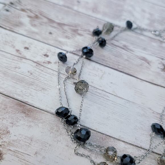 Vintage Necklace Layered Silver Tone with Black & Grey Beads - Picture 6 of 7